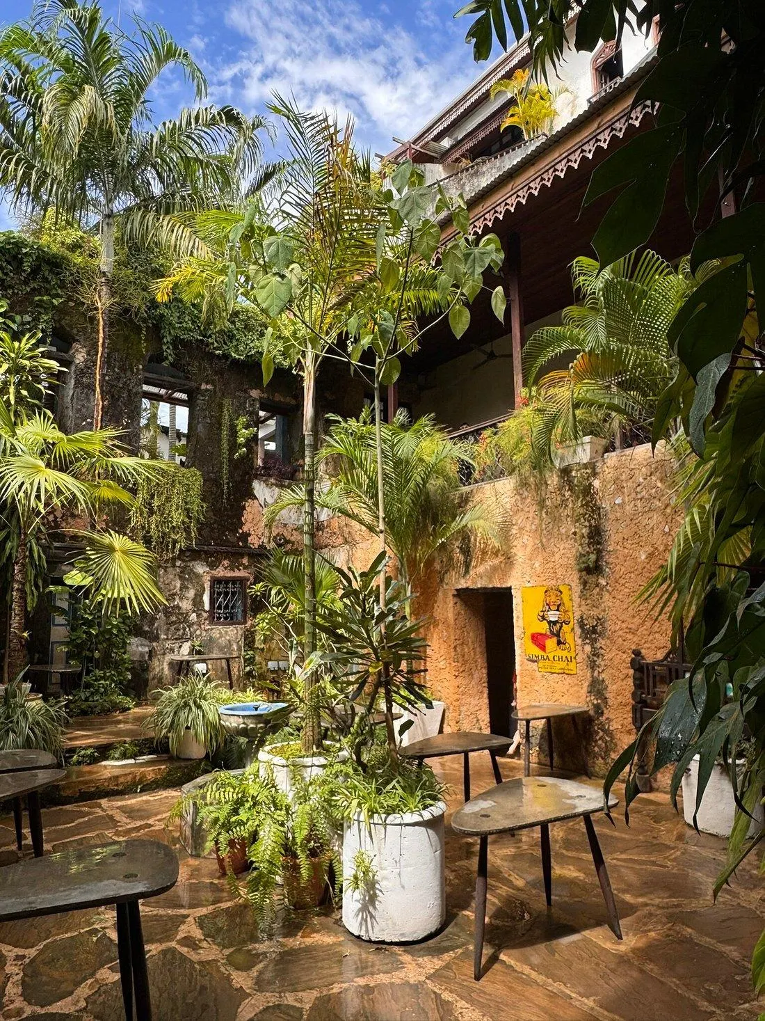 Emerson Spice Hotel