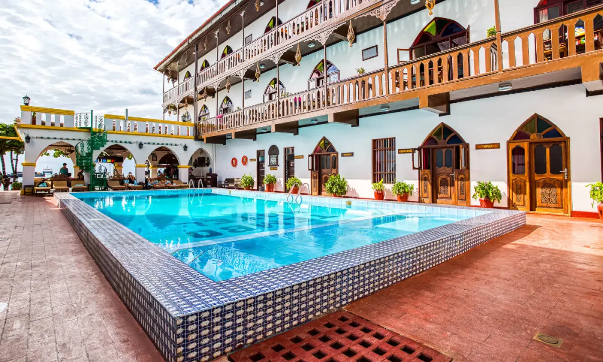 Tembo House Hotel