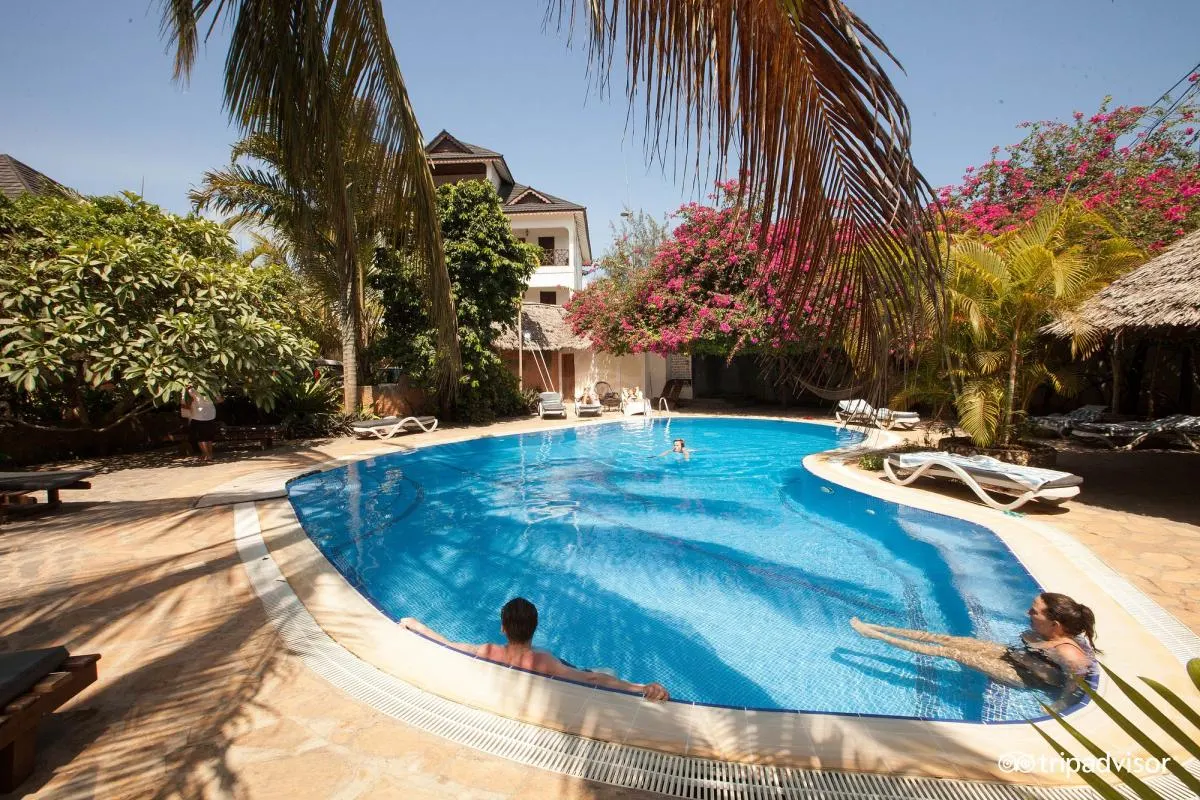 Langi Langi Beach Bungalows
