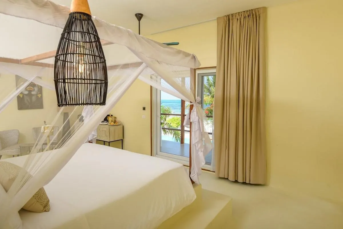 Alma Boutique Hotel